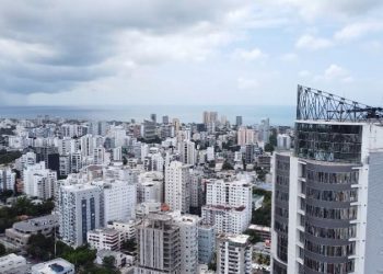 Préstamos al comercio, consumo e hipotecas bajan más de un punto