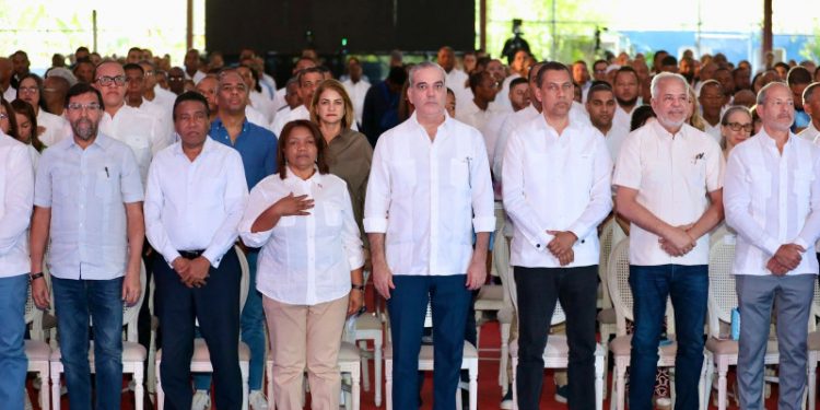 El presidente Abinader inaugura varias obras en provincia San Juan
