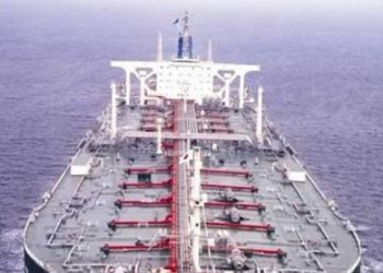 Llegó ayer al país un buque con más de 26 millones de galones de GLP