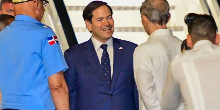 Marco Rubio llega a República Dominicana para su encuentro con Abinader