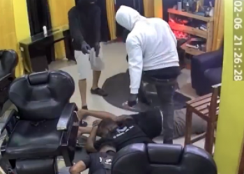 Policía dice propietario de barbería y amigos simularon ser víctimas de asalto