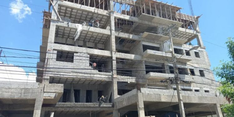 Detectan otra red de estafa inmobiliaria millonaria en el país