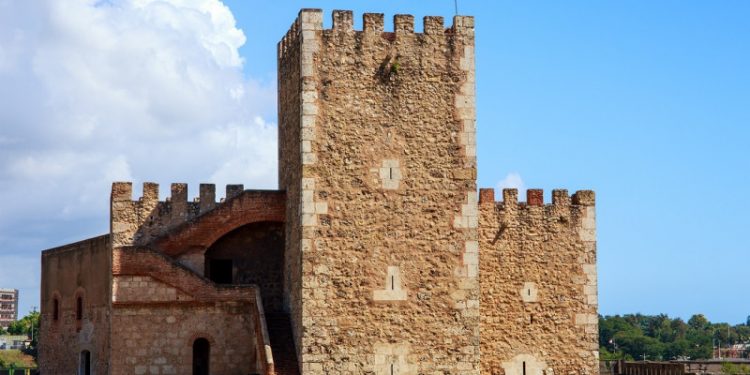 Monumentos que cuentan la historia: Símbolos de nuestra Patria