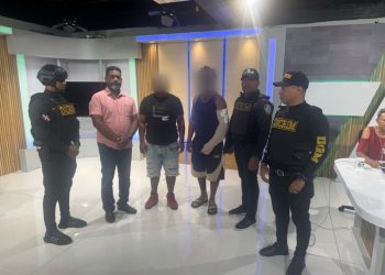 Se entregan dos hombres acusados de matar a otro en Pizarrete