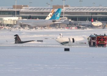 Canadá investiga causas del accidente de un avión que dejó al menos 18 heridos