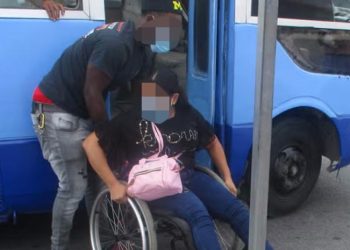 CNTU apoya propuesta de facilitar transporte a pacientes vulnerables y ofrece unidades
