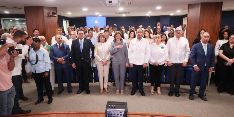 Raquel Peña inaugura centro que impartirá Inglés por Inmersión en Santiago continuando con la meta de fortalecer el bilingüismo