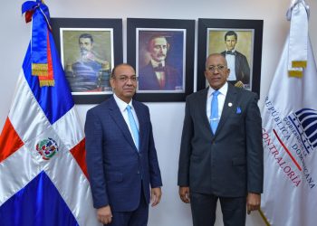 Deligne Ascención pide a la Contraloría General realice una auditoría a su gestión de 4 años y medio