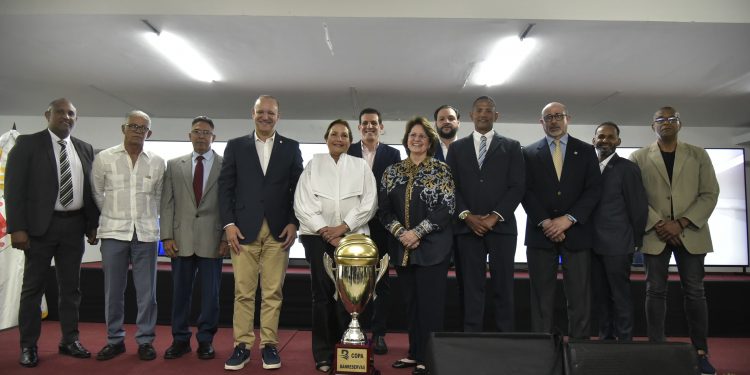 Inicia por Todo lo Alto la Versión 45 del Torneo de Basket Superior de Santiago, dedicada al Ministro de Turismo David collado y en opción a la copa Banreservas