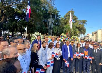 Gobernación de Santiago y Regional 08 Minerd conmemoran 181 aniversario Independencia Nacional