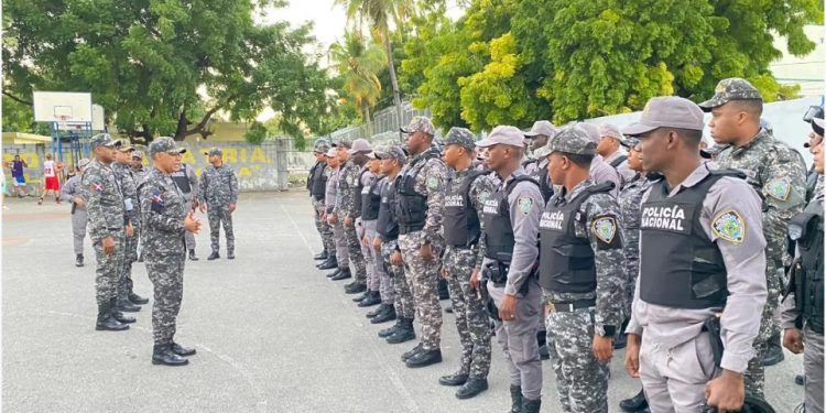 Policía Nacional refuerza seguridad en el Día de San Valentín