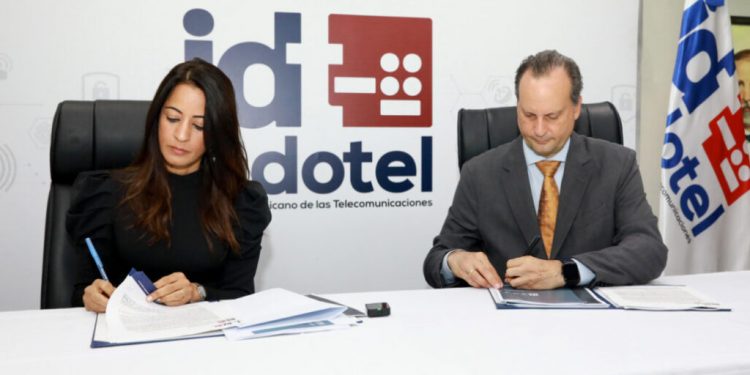 Indotel firma contrato para adquisición de edificio propio; ahorrará al Estado unos RD 1,540 millones en 10 años