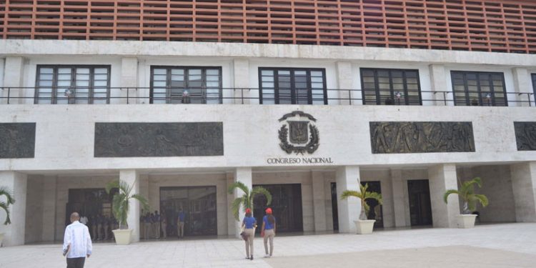 Aprueban proyecto de ley que designa a Loma Miranda como Parque Nacional