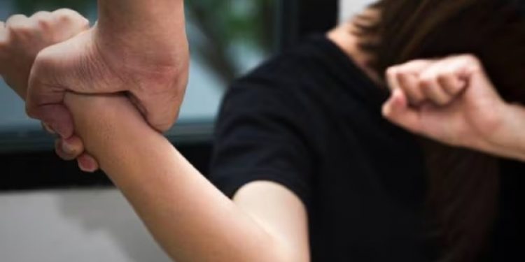 Entre enero y febrero fiscalías recibieron cada 13 minutos una denuncia de violencia intrafamiliar