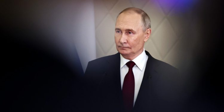 Putin propone un gobierno provisional en Ucrania sin Zelenski antes de negociar la paz