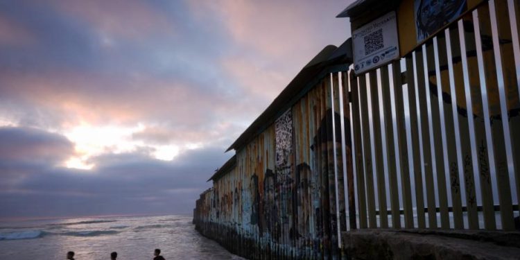 Haitianos cambian el "sueño americano", por el "sueño mexicano"; 100 mil haitianos residen en México