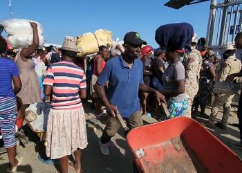 Lee Ballester advierte necesidad restringir el acceso abierto en mercados fronterizo