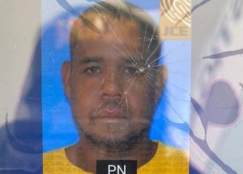 Policía apresa hombre mientras robaba en escuela que denunció vandalismo en San Pedro de Macorís