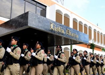 Rompiendo esquemas, 14,888 féminas forman parte de las Fuerzas Armadas