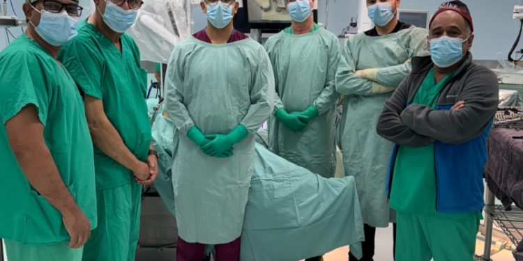 HOMS informa que realizó la primera gastrectomía total asistida por robot