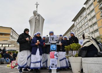 Papa: El mundo está en manos de poderes malignos