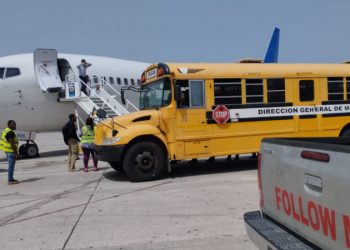 Gobierno organiza plan para reinserción criollos deportados