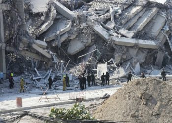 Terremoto de 7,7 en Birmania alcanza a Tailandia dejando muertos y decenas de heridos