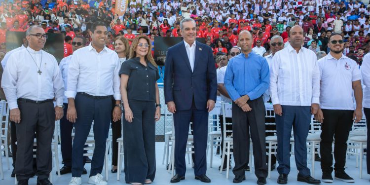 Presidente Abinader asiste a la XVI Edición de los Juegos Nacionales Salesianos, dedicados en su honor