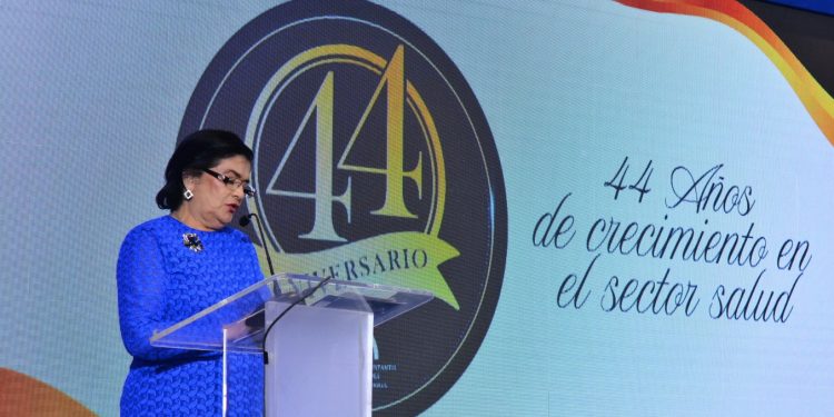 El Instituto Materno Infantil y especialidades San Martín de Porres se prepara para cardiología intervencionista pediátrica y cirugías cardiacas