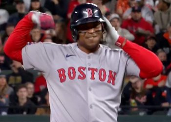 Rafael Devers rompe racha de 21-0 con doble productor en triunfo de Boston
