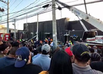 Al menos 27 fallecidos en la discoteca Jet Set; autoridades continúan labores de rescate