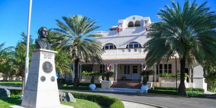 RD le responde a Haití: "Ninguna nación puede renunciar a su derecho de proteger su integridad territorial"