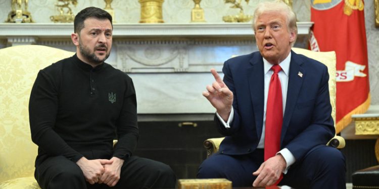 Trump dice creer que Zelenski está dispuesto a ceder Crimea a Putin