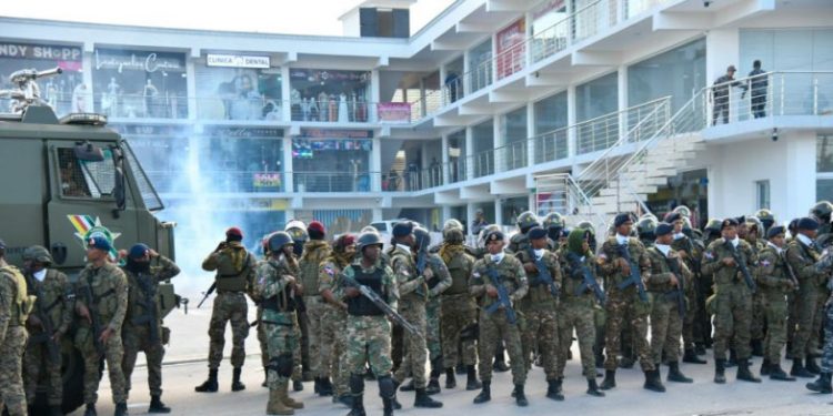 Friusa vivió presencia militar sin parangón ante jornada de manifestación por caso haitiano