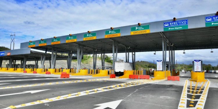 Hoy entra en función el peaje del kilómetro 32 de la autopista Duarte con pago en entrada y salida