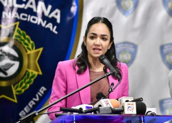 Los agentes migratorios en hospitales actuarán como "oficiales de cumplimiento"