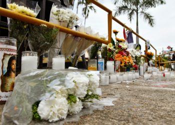 Silencio y velas apagadas: 14 días de la tragedia del Jet Set