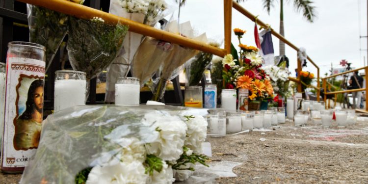 Silencio y velas apagadas: 14 días de la tragedia del Jet Set