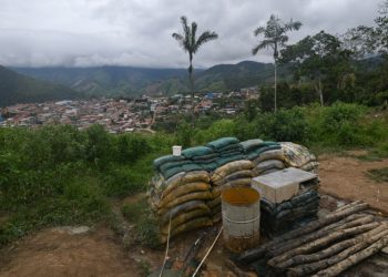Militares colombianos matan 20 guerrilleros