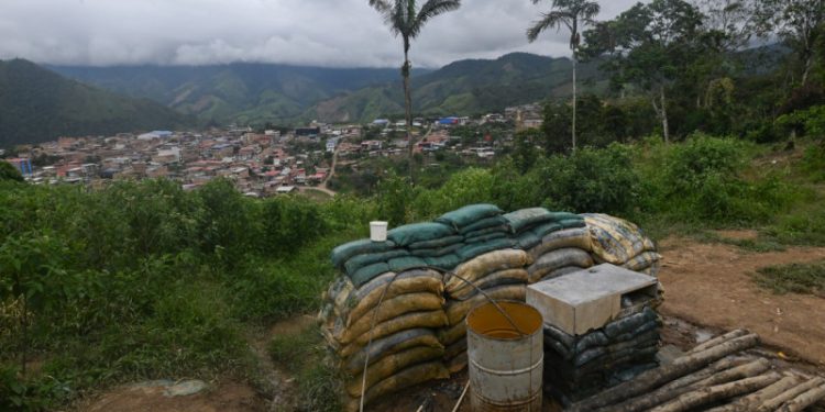 Militares colombianos matan 20 guerrilleros