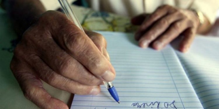 Casi el 18% de la población en la zona fronteriza no sabe leer ni escribir