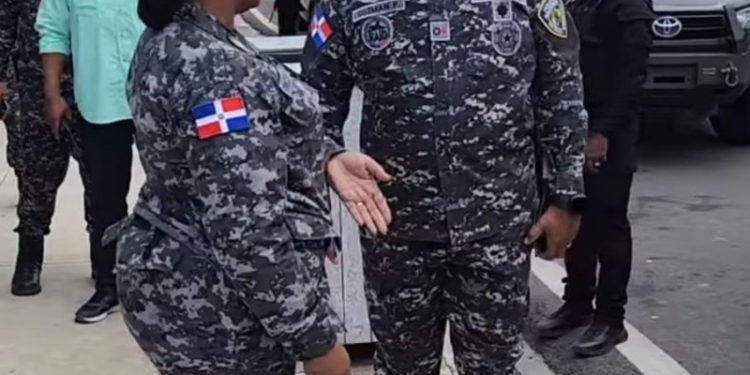 Director PN: Los policías deben tener claro cuál es su compromiso de servicio