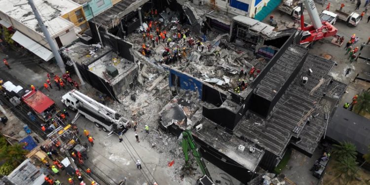 Familia de empresaria fallecida en Jet Set clama por prisión preventiva contra propietarios