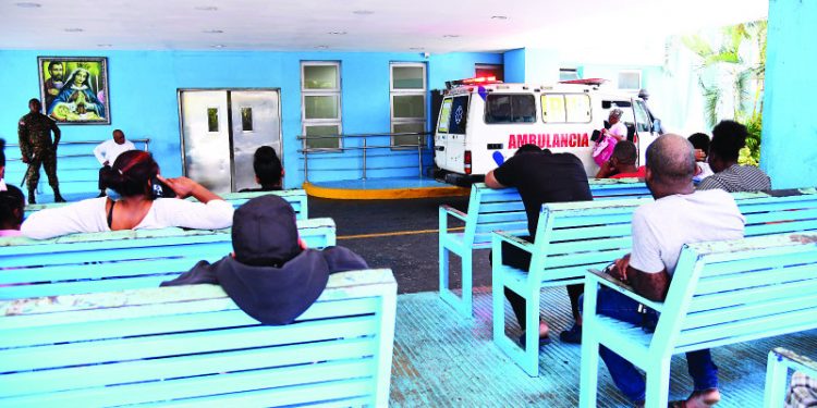 Se reduce la presencia de pacientes extranjeros en hospitales de la capital