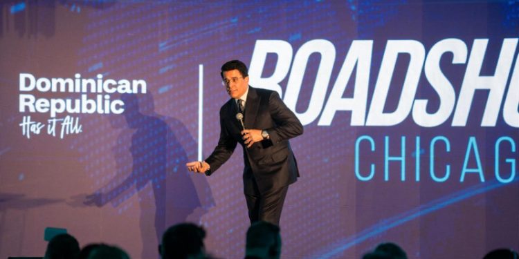 Collado se reúne con 700 touroperadores