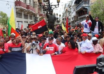 Incidentes afloran en marchas hacia el Parque Independencia