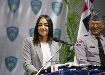 Faride alega confusión en palabras del director de la Policía: Barberías pueden operar sin horario