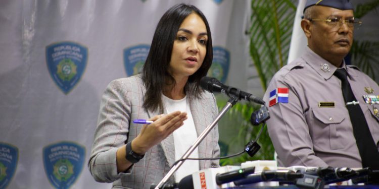 Faride: Vamos a tomar medidas mucho más fuertes con los motoristas por la falta del casco protector