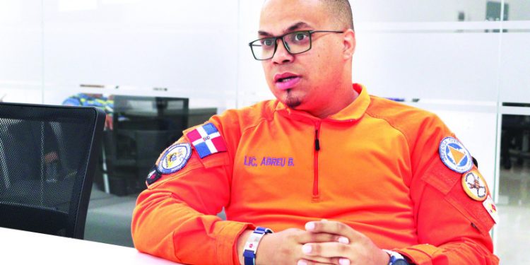 Rescatista de la Defensa Civil cuenta su experiencia la noche de la tragedia del Jet Set