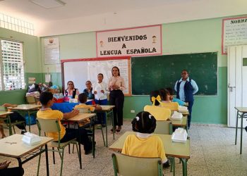 Distrito 13-04 realiza Olimpiadas de Ciencias Sociales de nivel primario y secundario